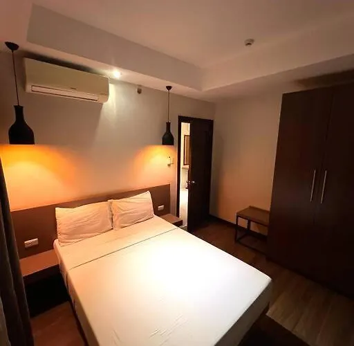 Monarch At Padgett W/ Pool Near Ayala * Cebu