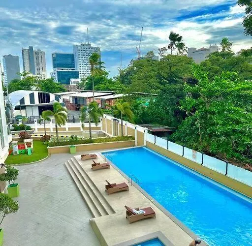 Monarch At Padgett W/ Pool Near Ayala